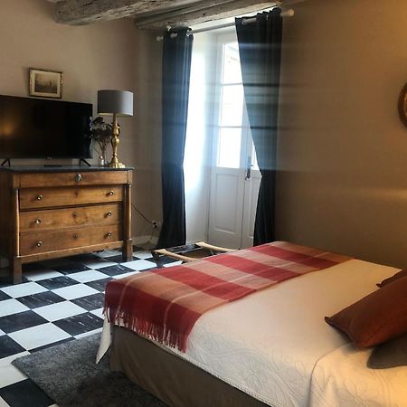 La Maison Des Gardes - Chambres D'Hotes Cluny Exteriér fotografie