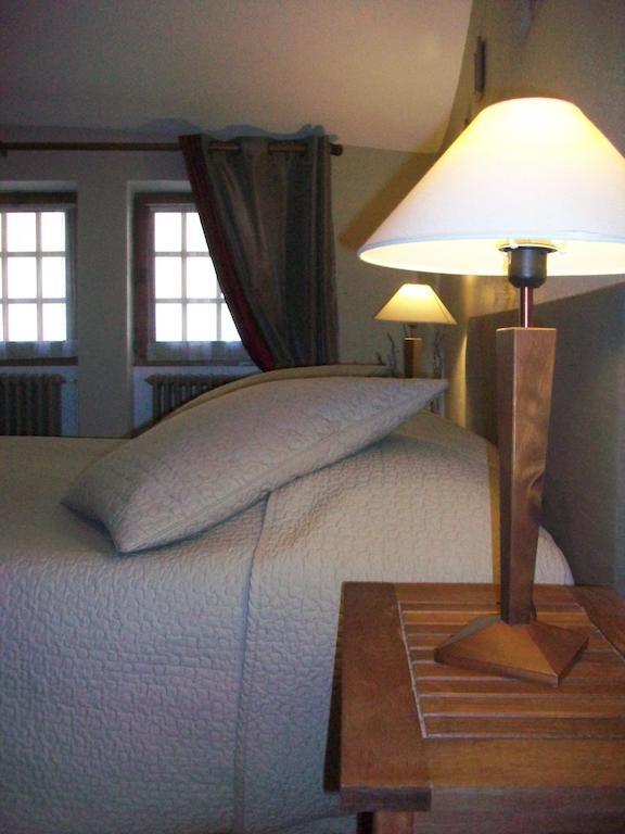 La Maison Des Gardes - Chambres D'Hotes Cluny Pokoj fotografie