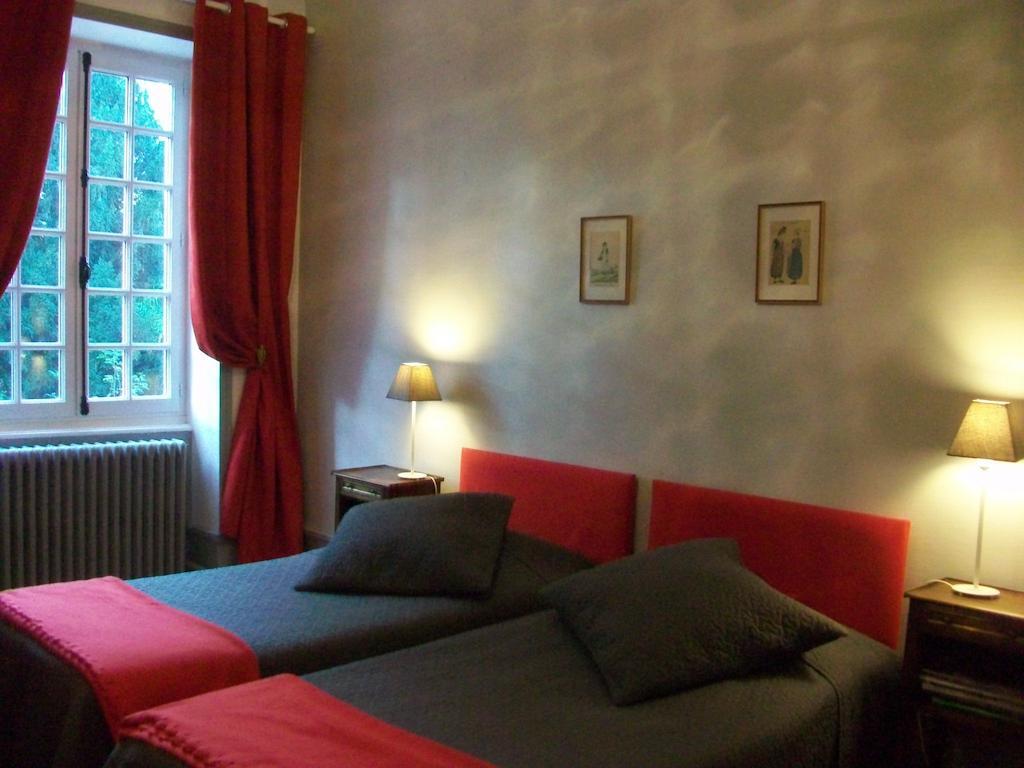 La Maison Des Gardes - Chambres D'Hotes Cluny Pokoj fotografie