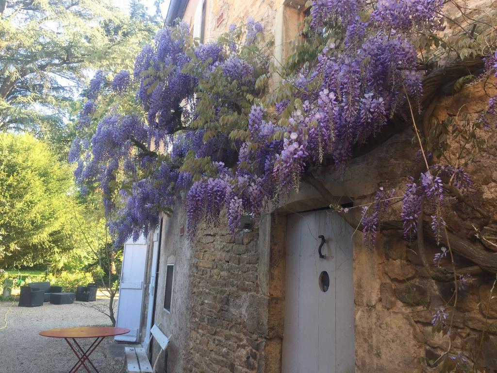La Maison Des Gardes - Chambres D'Hotes Cluny Exteriér fotografie