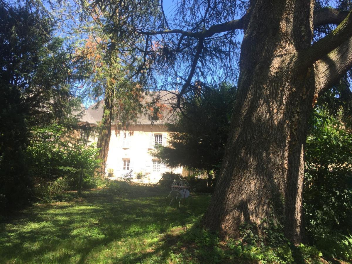 La Maison Des Gardes - Chambres D'Hotes Cluny Exteriér fotografie